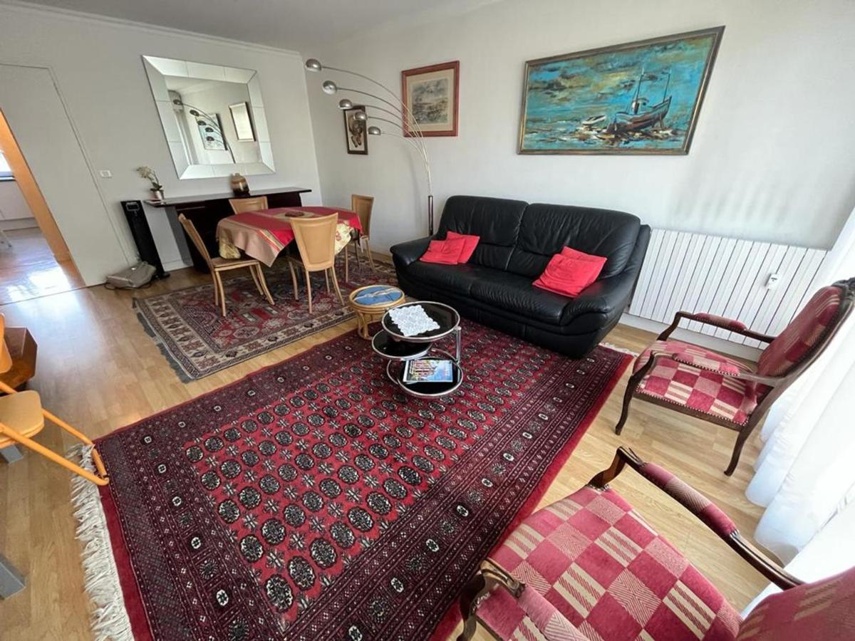 Appartement T4 Avec Parking, Balcon Et Proche Commerces A Biarritz - Fr-1-239-921 외부 사진
